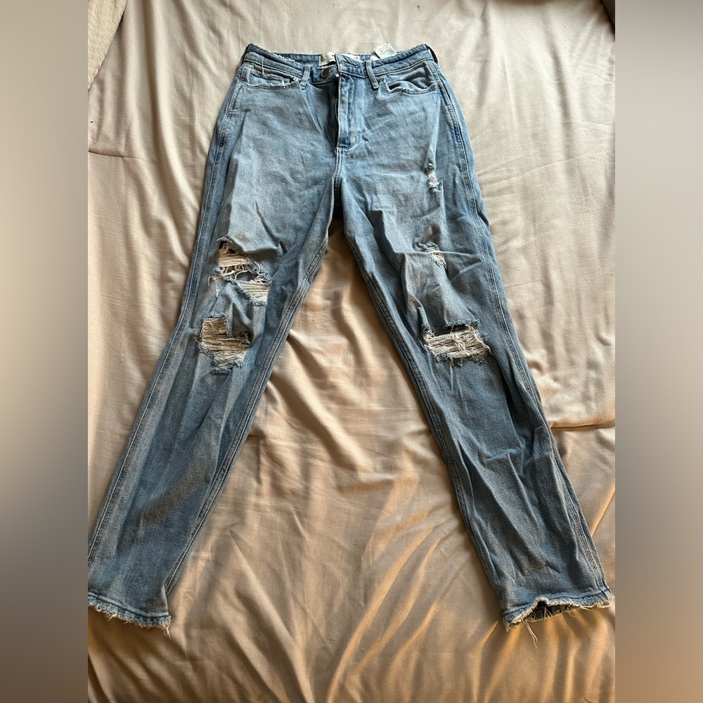Hollister high-rise mom jeans